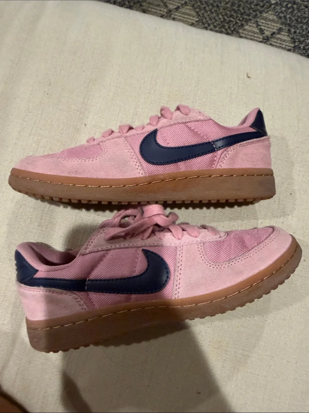 nike field general '82 bubblegum pink/navy suede sz 4y